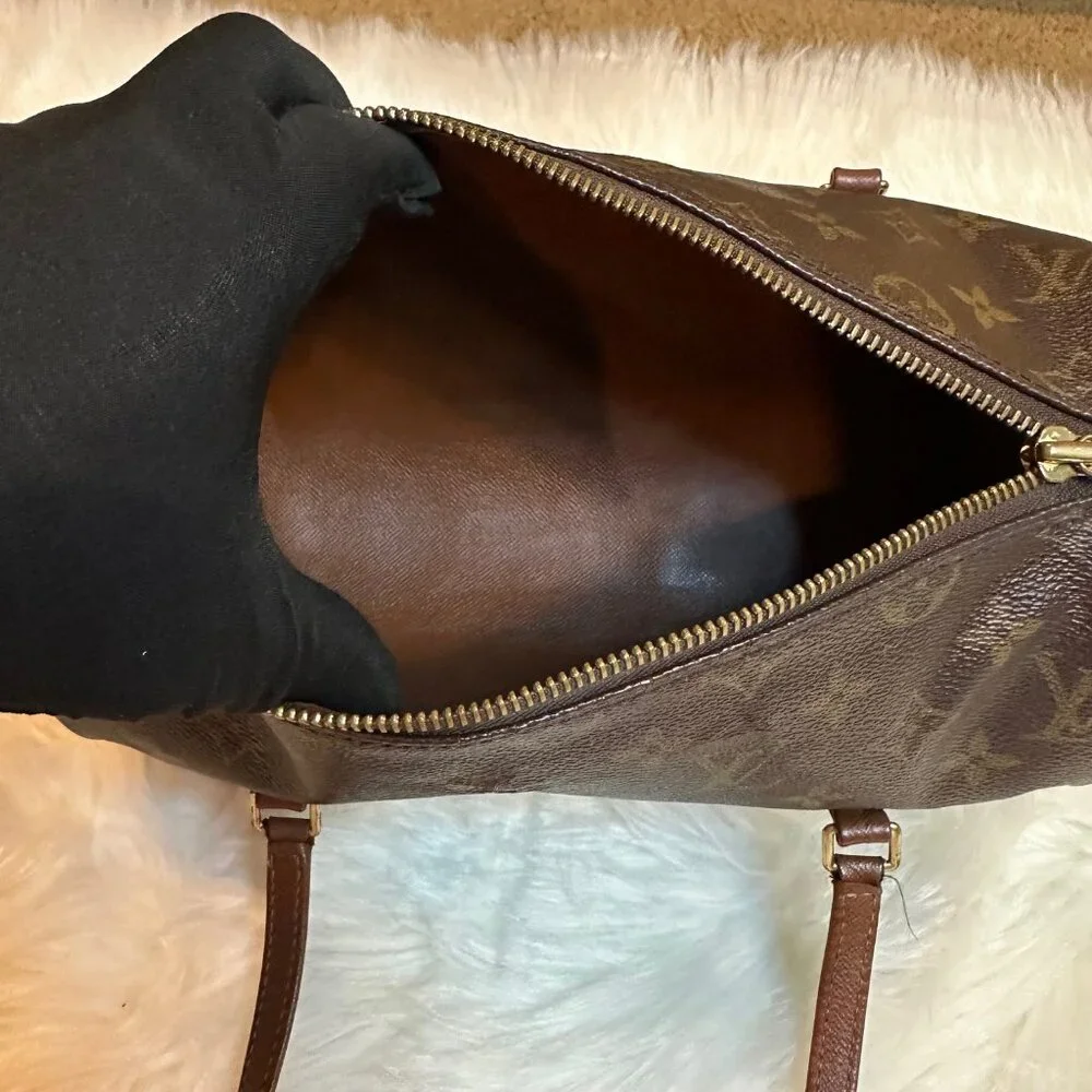 ❌SOLD❌Authentic Louis Vuitton Monogram Canvas Papillon 26 Handbag - Picture 10 of 12